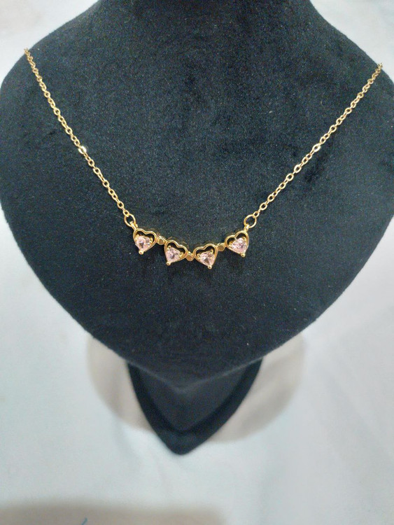 گردنبند استیل طلایی مدل گل چهارپر